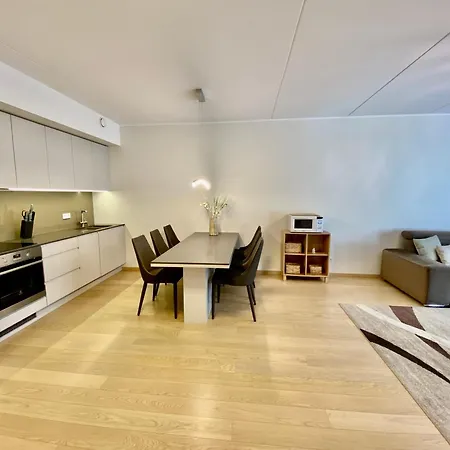 Prime Haven Near Sea & Park, Free Parking, Terrace *