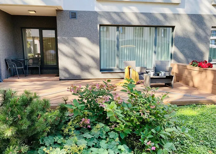 Prime Haven Near Sea & Park, Free Parking, Terrace *