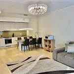 Prime Haven Near Sea & Park, Free Parking, Terrace Tallinn