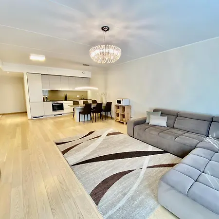 Prime Haven Near Sea & Park, Free Parking, Terrace Apartman Tallinn